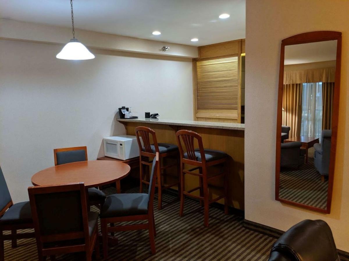 Surestay Hotel By Best Western Chilliwack Εξωτερικό φωτογραφία